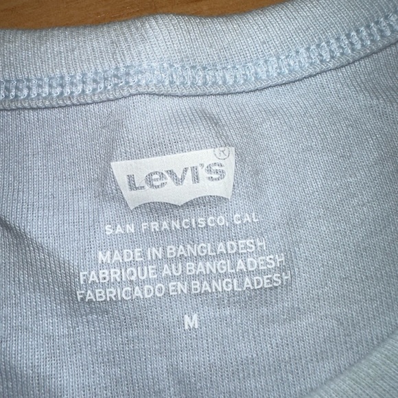 Levi’s long sleeve graphic tee - Picture 5 of 6